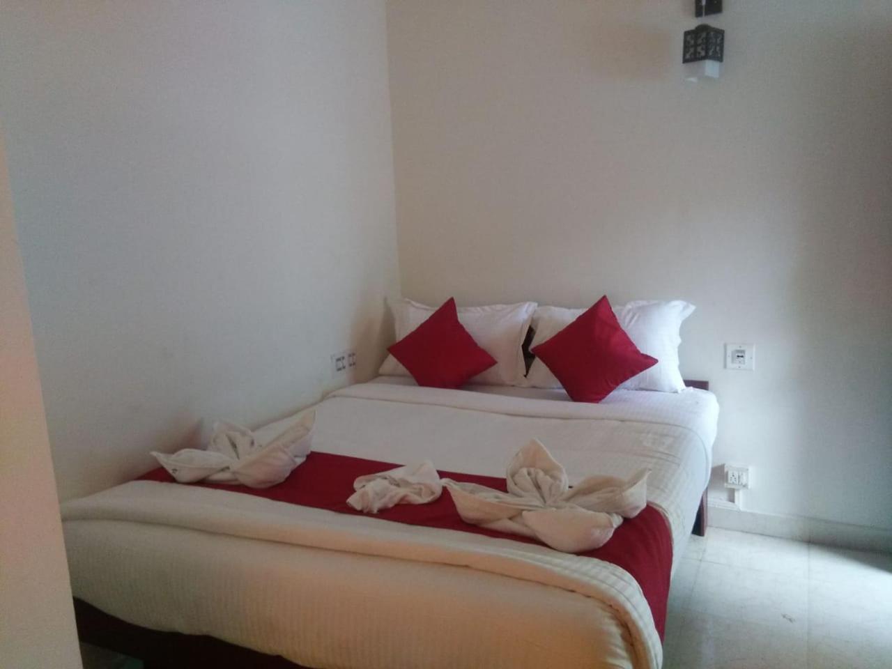 Holly Hock Bed & Breakfast Munnar Exterior foto