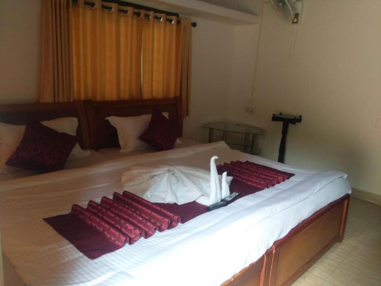 Holly Hock Bed & Breakfast Munnar Exterior foto