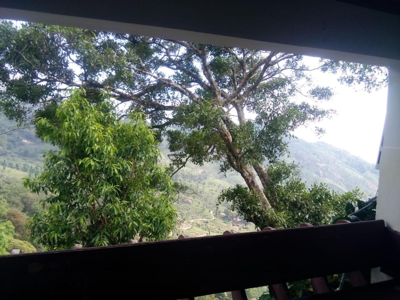 Holly Hock Bed & Breakfast Munnar Exterior foto