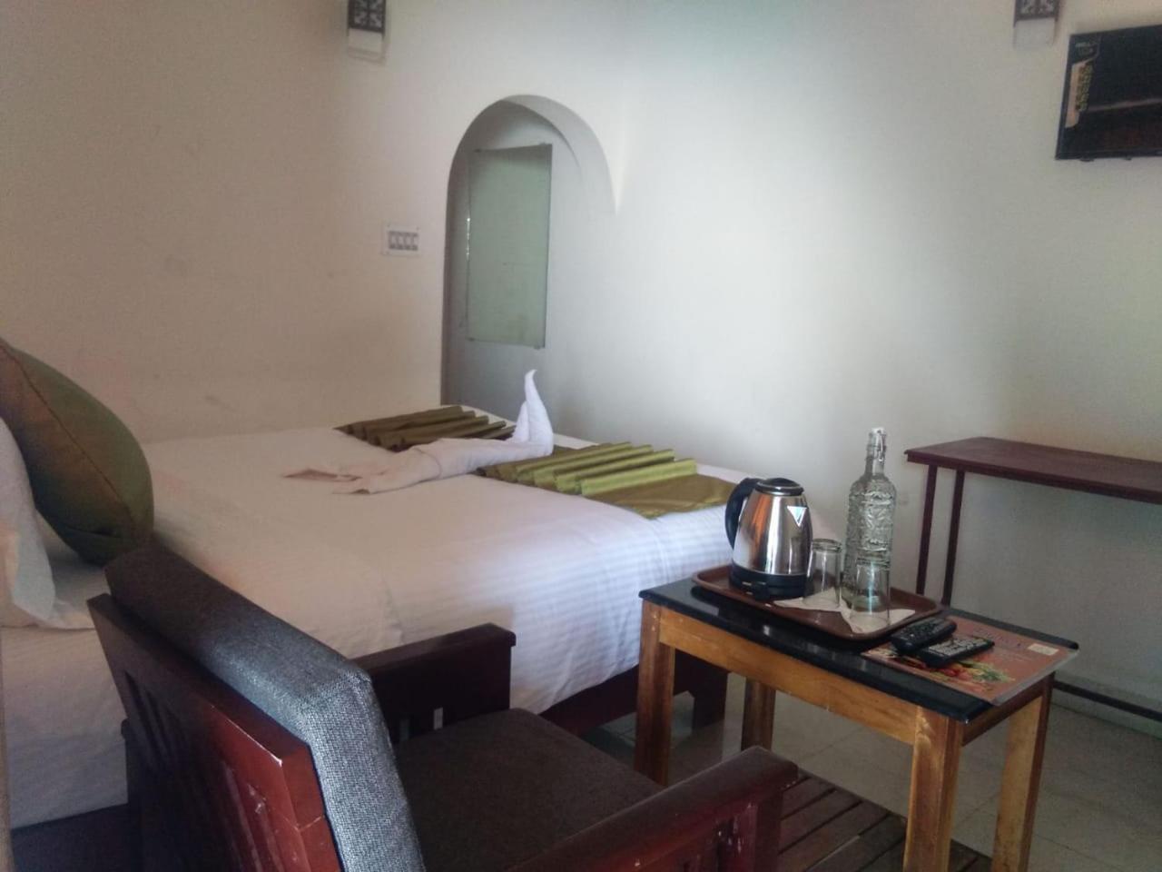 Holly Hock Bed & Breakfast Munnar Exterior foto
