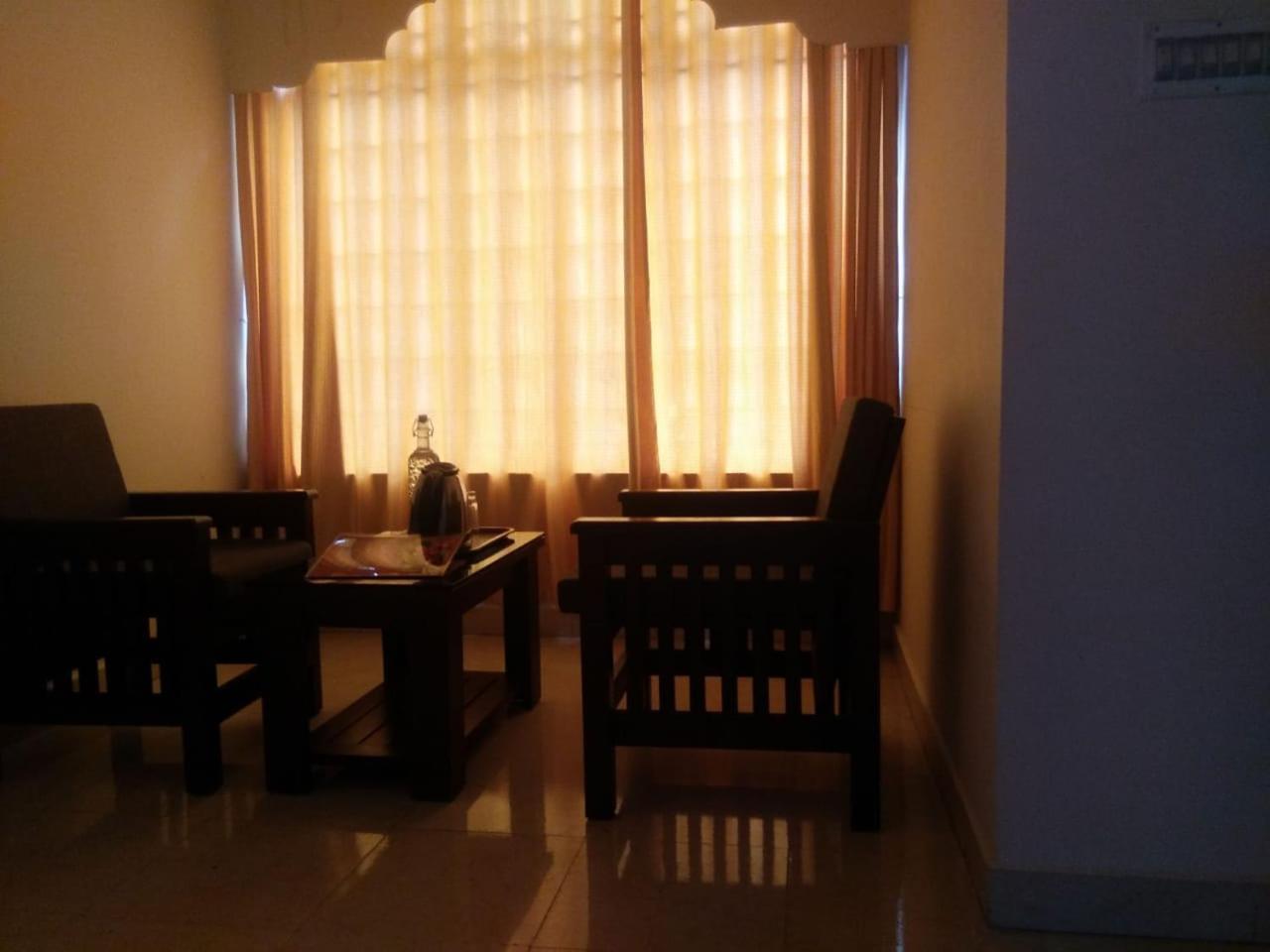 Holly Hock Bed & Breakfast Munnar Exterior foto